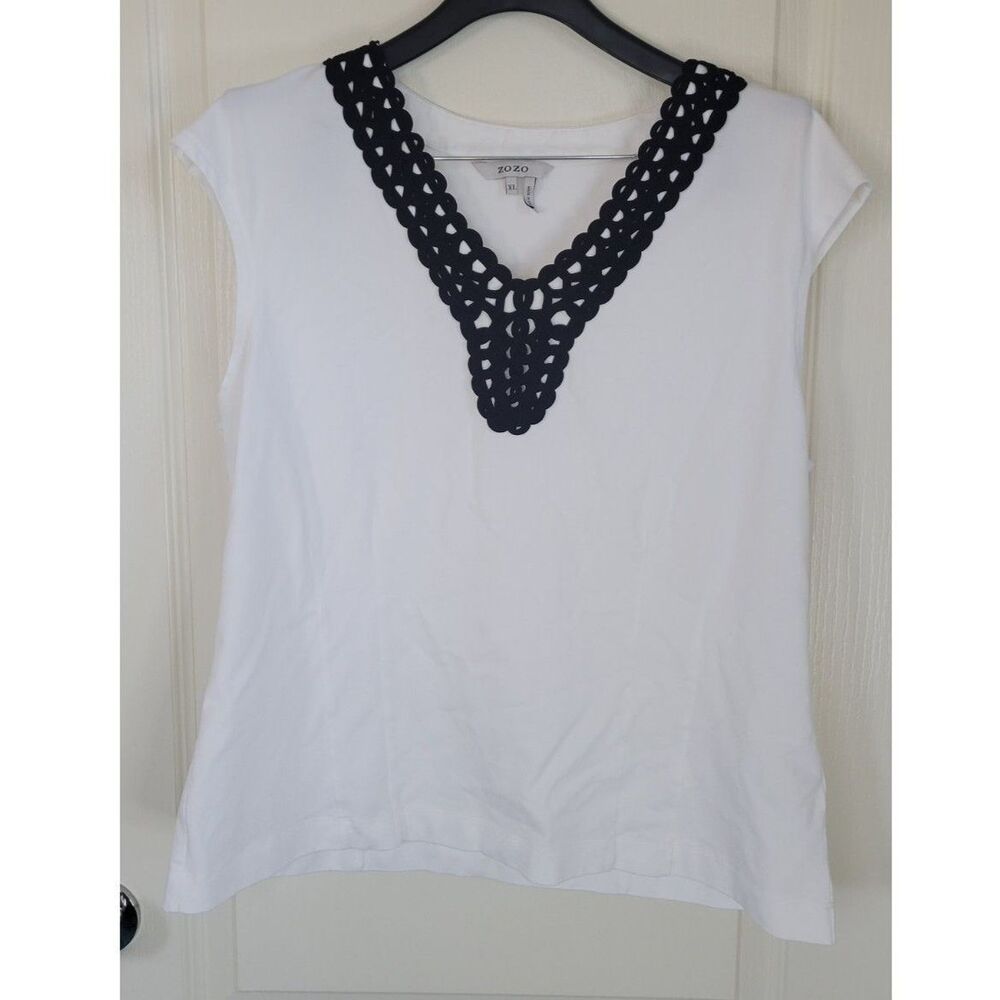 Zozo White Black Detail Tank Top